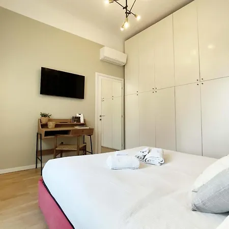 Apartment Elegant Near Brera Area Milan
